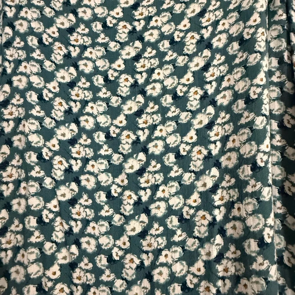 Ava & Viv Dark Green Floral Maxi Dress With Pockets - Picture 4 of 5